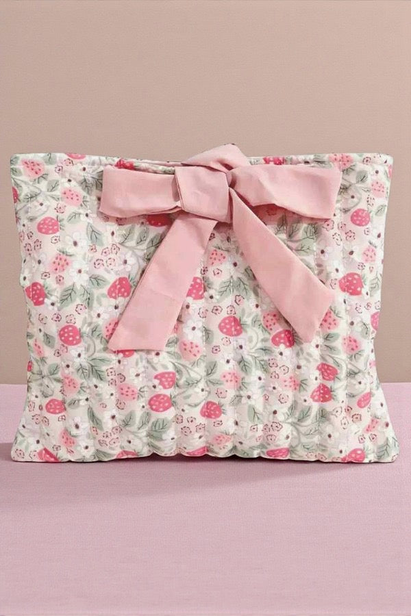 SC - ETA 2/5 - Hannah Strawberry Floral Bible Cover