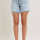 Evelyn Mid Rise Rigid Magic Dad Shorts