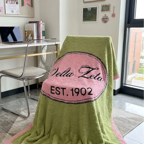 SC - ETA 6/1 - Delta Zeta Luxury Blanket
