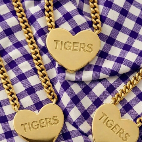 SC - Tigers Engraved Gold Heart Necklace