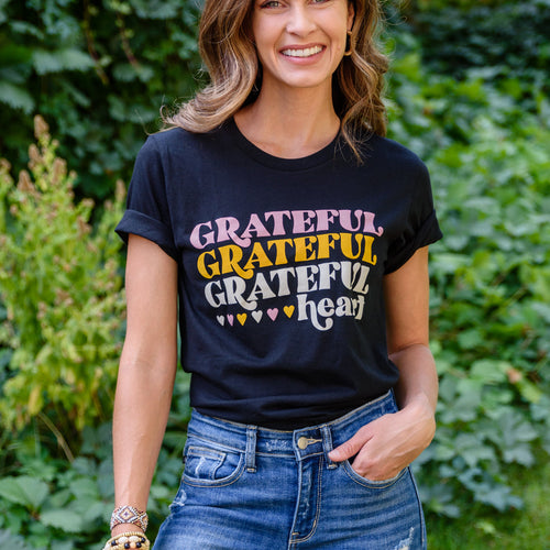 Grateful Heart Graphic T-Shirt In Black