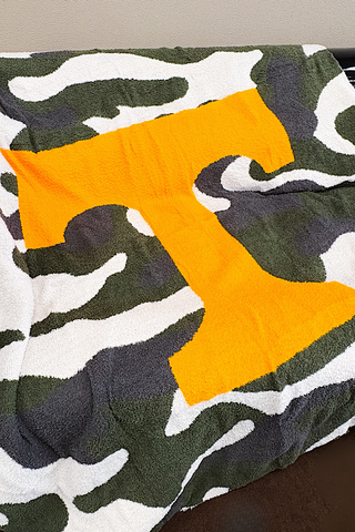 SC - Volunteer Vibes Camo Luxury Blanket