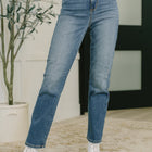 Izzie High Waist Straight Fit
