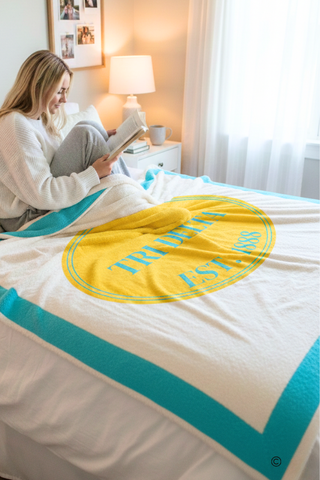 SC - ETA 6/1 - Tri Delta Luxury Blanket