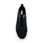 Yaras Sneakers in Black