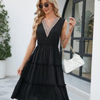 Contrast V-Neck Sleeveless Tiered Dress