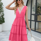 Contrast V-Neck Sleeveless Tiered Dress